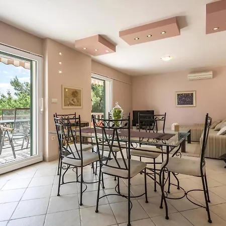 Feriehus Charmantes In Medici Mit Privatem Pool *