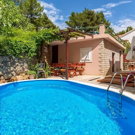 Feriehus Charmantes In Medici Mit Privatem Pool Mimice